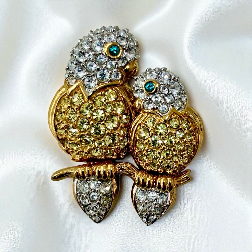 Vintage Swarovski Signed Swan Crystal Parrots Lovebirds Brooch